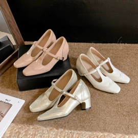 女式皮靴;女式休闲单鞋;女式时装单鞋