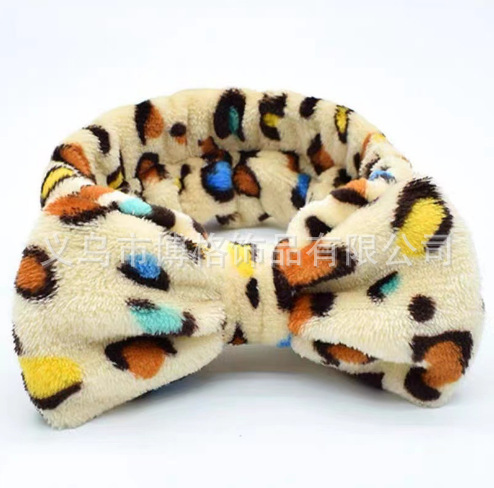 Europa y América leopardo punto ondulado coral veludo correa de cabello mariposa final correa de cabello lavado facial maquillaje turbante fábrica de cabello al por mayor