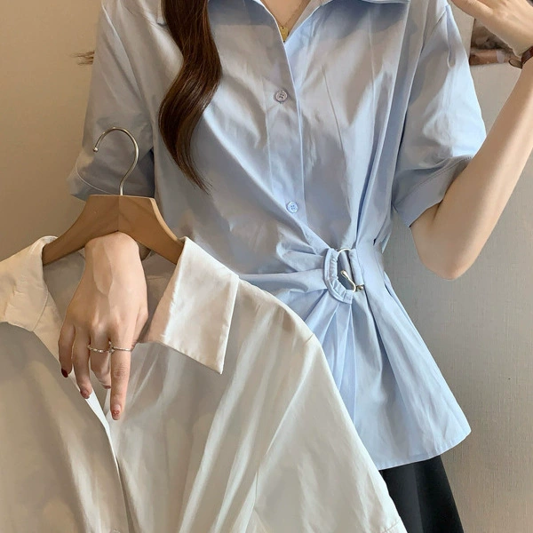 Женская рубашка с коротким рукавом и неровной талией в французском стиле, летний дизайн 2025 года, нишевый отложной воротник, универсальная блузка, топ