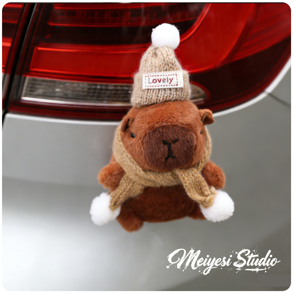 Cute Kapibala Carpincho Colgante trasero del coche maletero del coche Muñeca exterior del coche Muñeca interior del coche Adornos