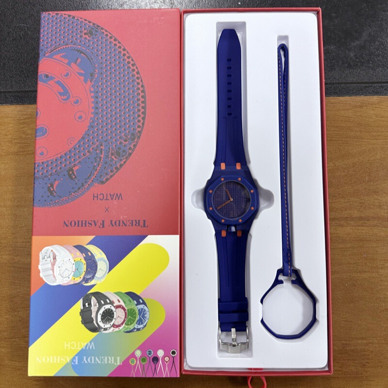 Cross-border men's and women's watches, SWQ co-branded AP Royal Oak new model, manufacturer supply, fashionable and trendy, three-piece set Cross-border men's and women's watches, SWQ co-branded AP Royal Oak new model, manufacturer supply, fashionable and trendy, three-piece set