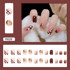 Autumn and Winter Checkerboard Wearing Nails, Short Brown Chocolate Tone, Whitening Beautiful Nail Art Clips, Instagram Style Fake Nails, Wholesale