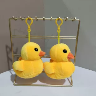 Мягкая игрушка утёнок подвеска на рюкзак