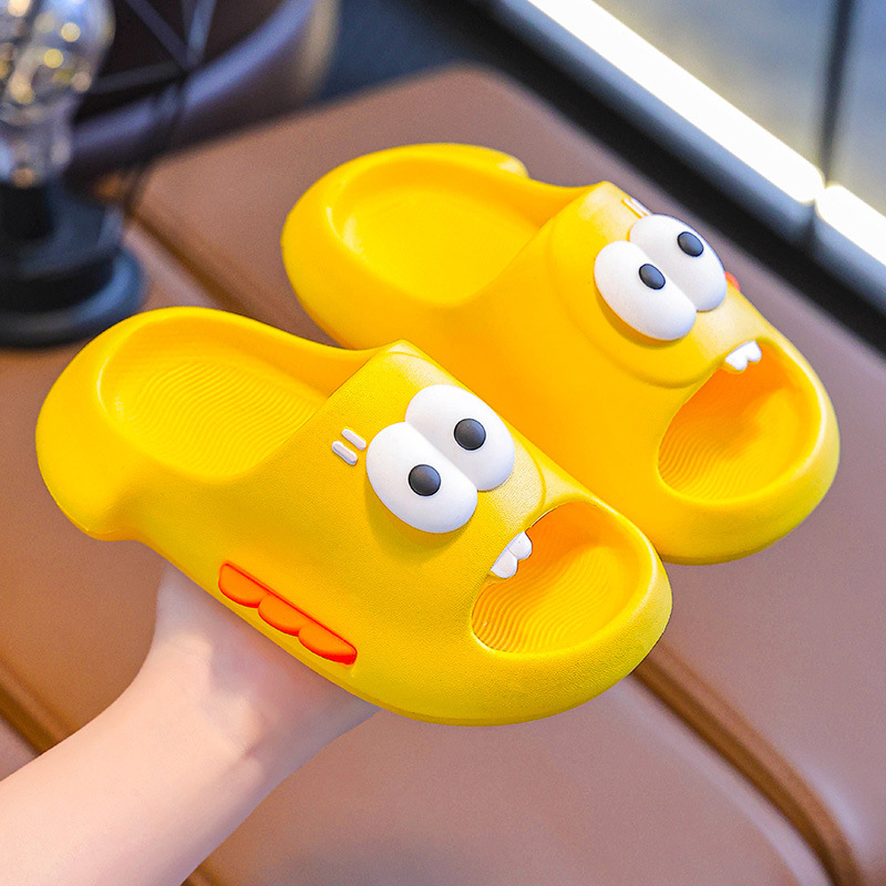 Nuevas zapatillas para niños antideslizantes para niñas Súper suaves para el hogar lindas de dibujos animados para niñas bebés sandalias para niños verano