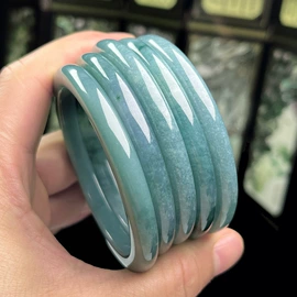 翡翠其他饰品;翡翠项饰;翡翠手饰