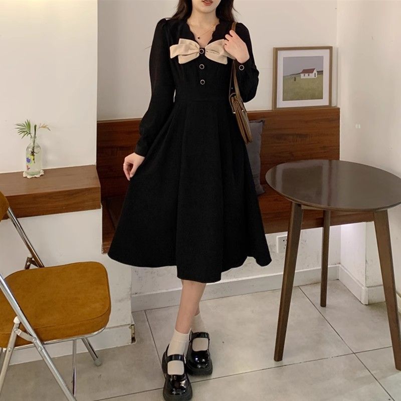 大きいサイズの婦人服のデザイン感があります。|undefined