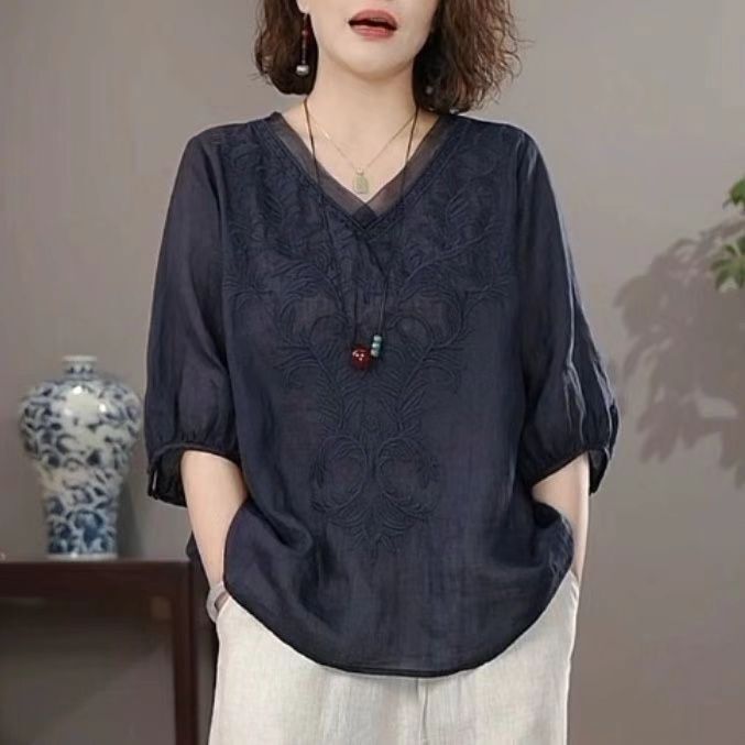 High-end Women's Summer Vintage Gastrodia V-neck Short-sleeved Top Women's Loose plus size Embroidered Thin Shirt
