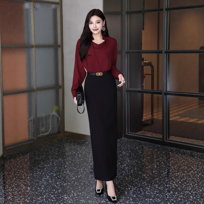Light and Simple Style, Elegant French Splicing Hip-Hugging Dress, Women's Long-Sleeved Spring and Autumn Formal Commuting Long Dress