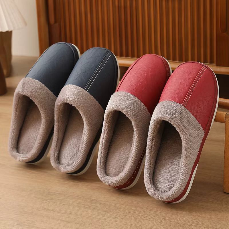 Waterproof, comfortable cotton slippers for home use, suitable for both men and women, with a leather upper, fleece lining for warmth, and designed as a couple's set for winter Waterproof, comfortable cotton slippers for home use, suitable for both men and women, with a leather upper, fleece lining for warmth, and designed as a couple's set for winter