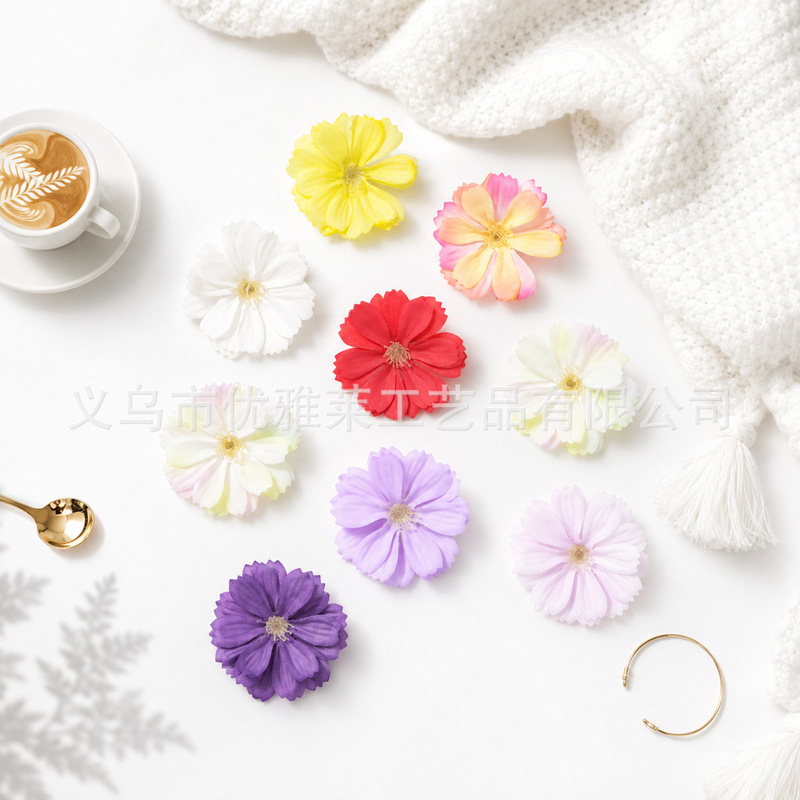Mini Artificial Silk Daisy Flower Head for Wedding, Home Decoration, Handicrafts, DIY Accessories, Fake Flowers, Artificial Flowers Mini Artificial Silk Daisy Flower Head for Wedding, Home Decoration, Handicrafts, DIY Accessories, Fake Flowers, Artificial Flowers