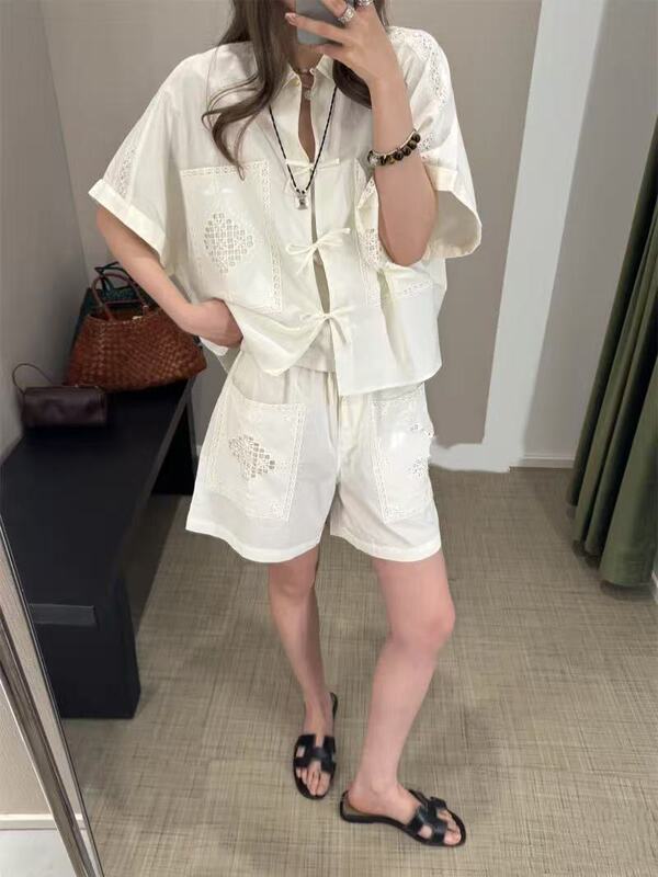 French Casual Suit Summer New Style Lazy Cream Color Hollow Embroidered Lace-Up Shirt Elastic Waist Shorts Suit