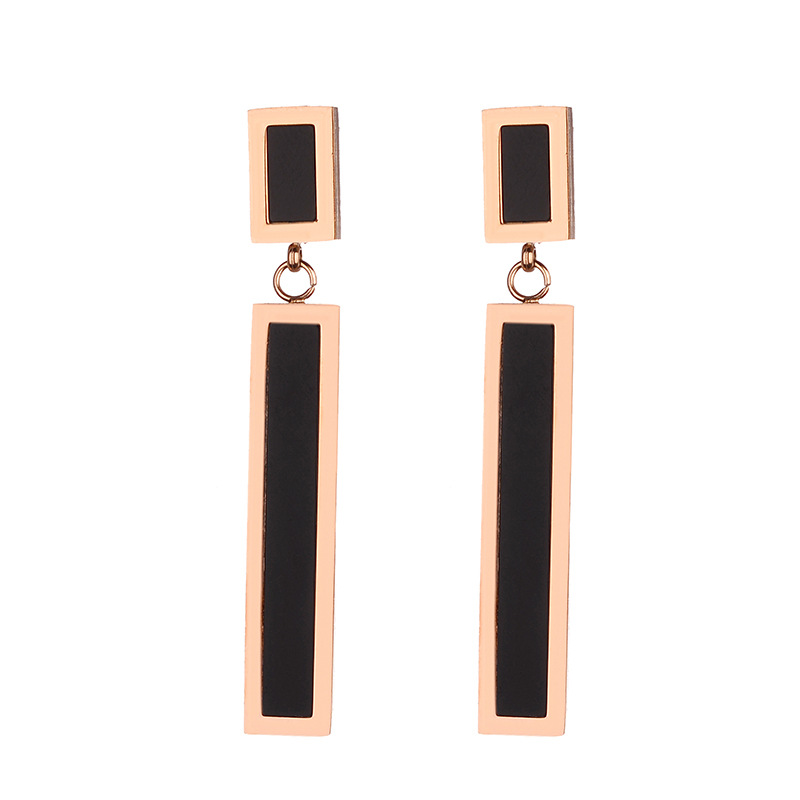 Temperamento europeo y americano pernos de arete largos aretes rectangulares de geometría femenina exagerada oro rosa no decolor aretes de acero de titanio