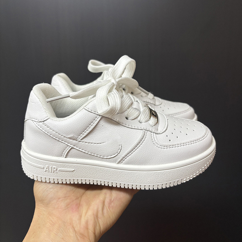 子供靴卸売 子供用スニーカー エアフォースワン ホワイトシューズ 通気性抜群 快適 男の子用スポーツシューズ 女の子用パフォーマンスシューズ|undefined