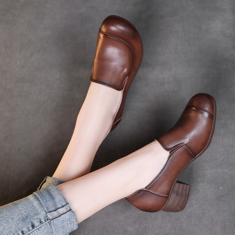 5cm粗跟真皮单鞋套脚民族风头层牛皮妈妈鞋中跟圆头黑色工作鞋女