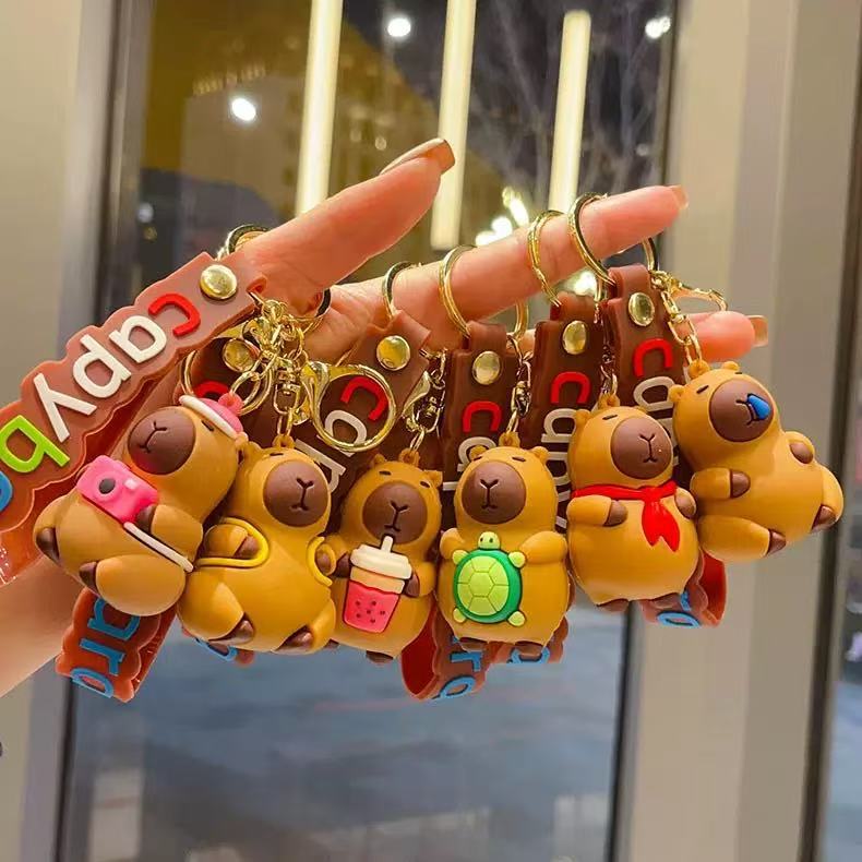 Cross-Border Cute Popular Capybara Keychain Bag Pendant Creative Internet Celebrity Car Chain Key Pendant Wholesale