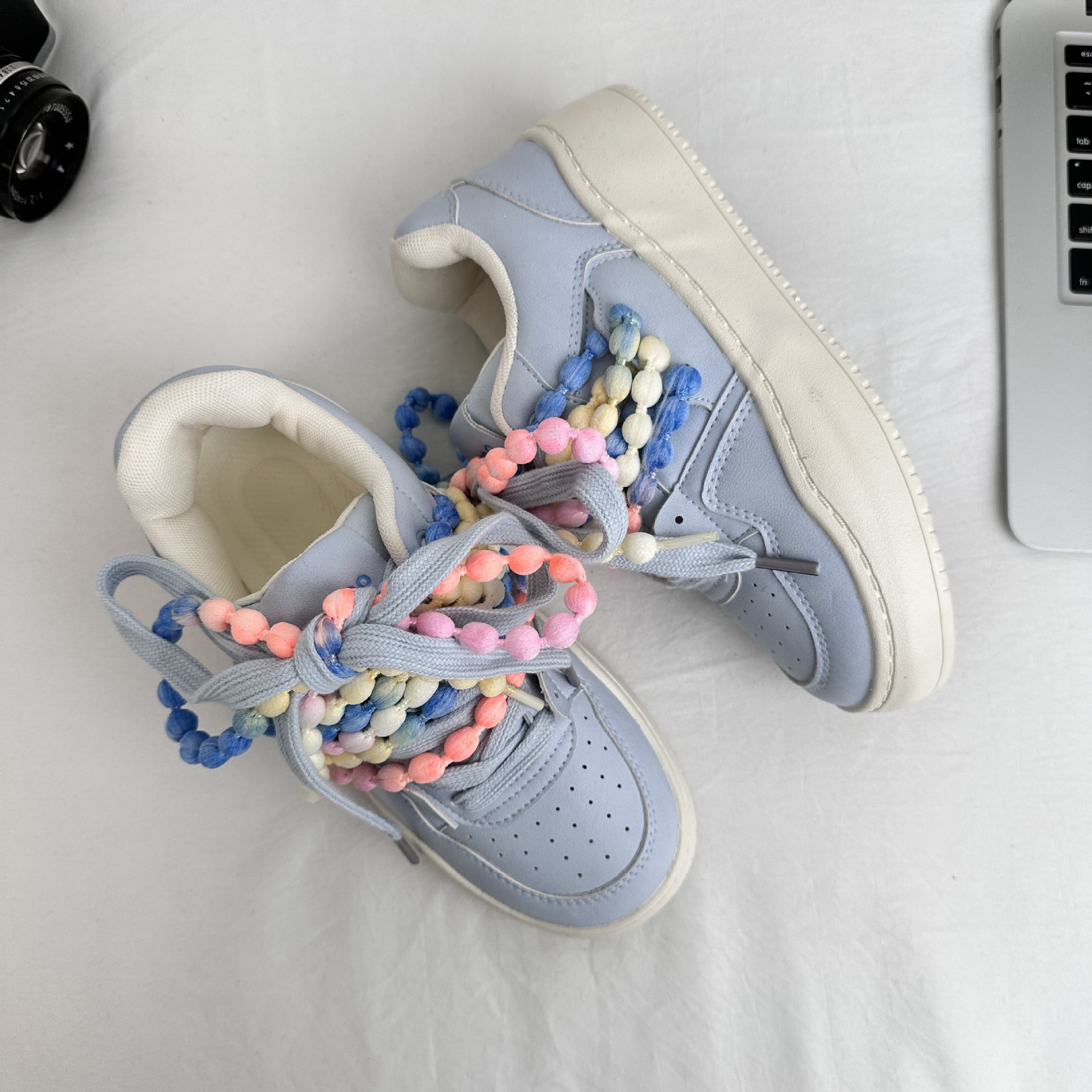 Yuanbo 2025 primavera nuevas zapatillas de deporte moda de las mujeres zapatos blancos bajos deportes y ocio zapatos de lona coreanos