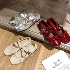 羊皮版~葡萄妈同款交叉带软底软面一字扣带增高圆头蝴蝶结单鞋女