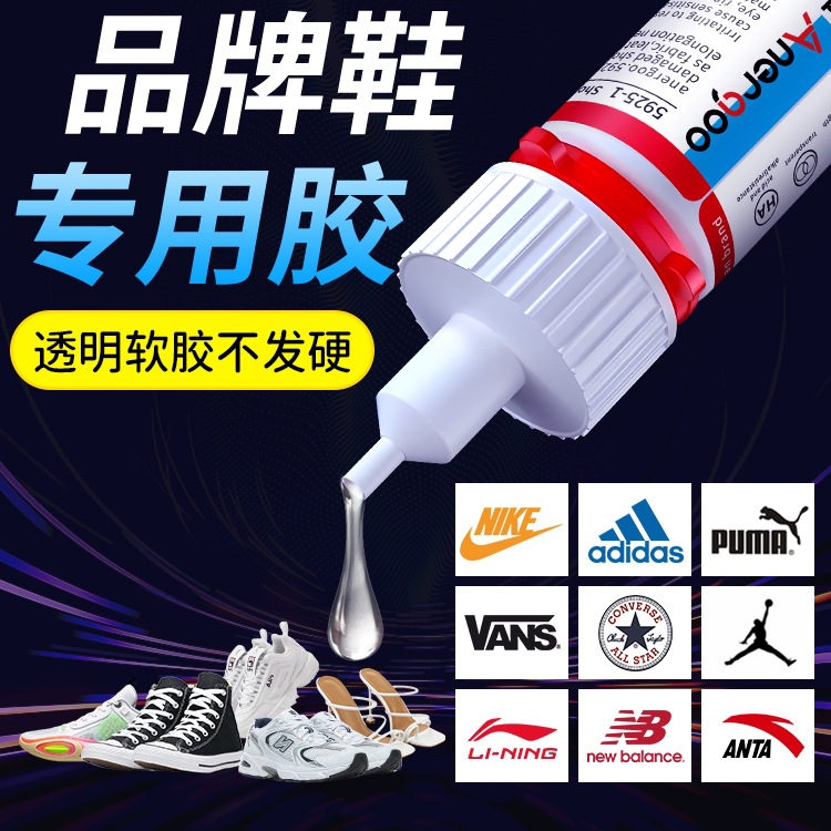 圆弧衣柜装修效果图