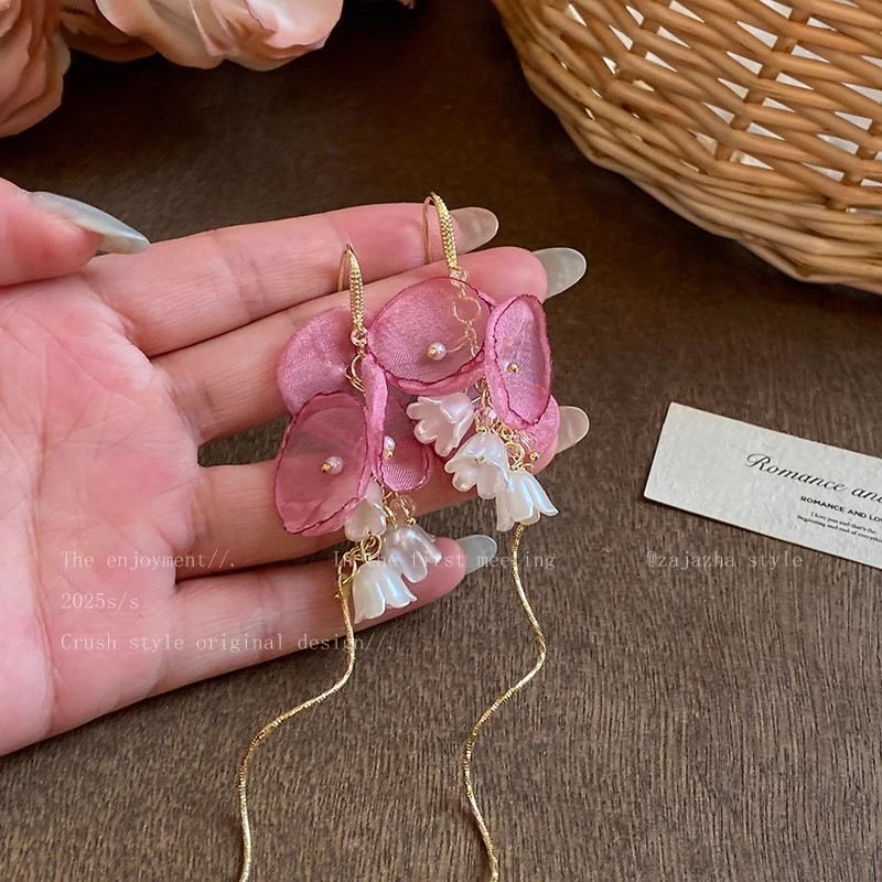 Pink lily of the valley tassel