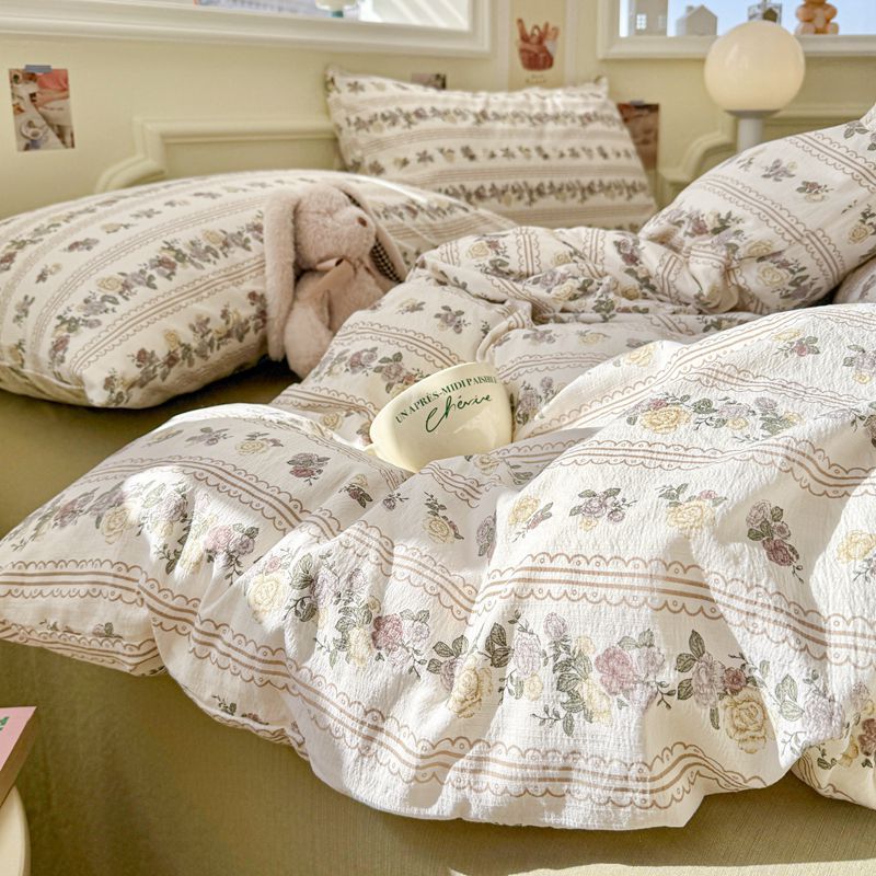 A clase madre y niño cama de doble hilo cuatro piezas de sábanas cubierta dormitorio de estudiantes cubierta de algodón cubierta de tres piezas de ins viento