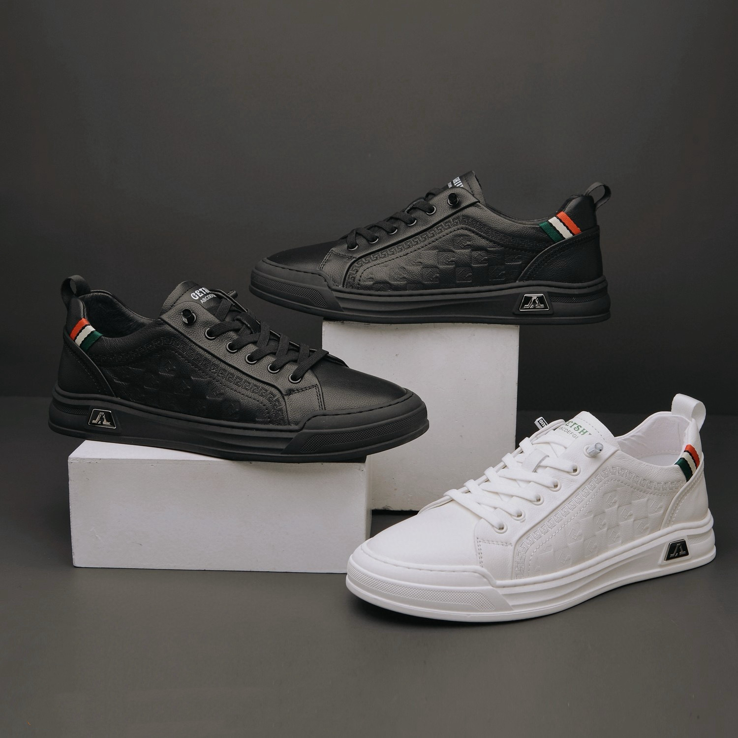 Trendy Men's Shoes! European New Soft-Soled Breathable First-Layer Cowhide Genuine Leather Soft-Soled Fashionable Flats-Soled Casual Sneakers