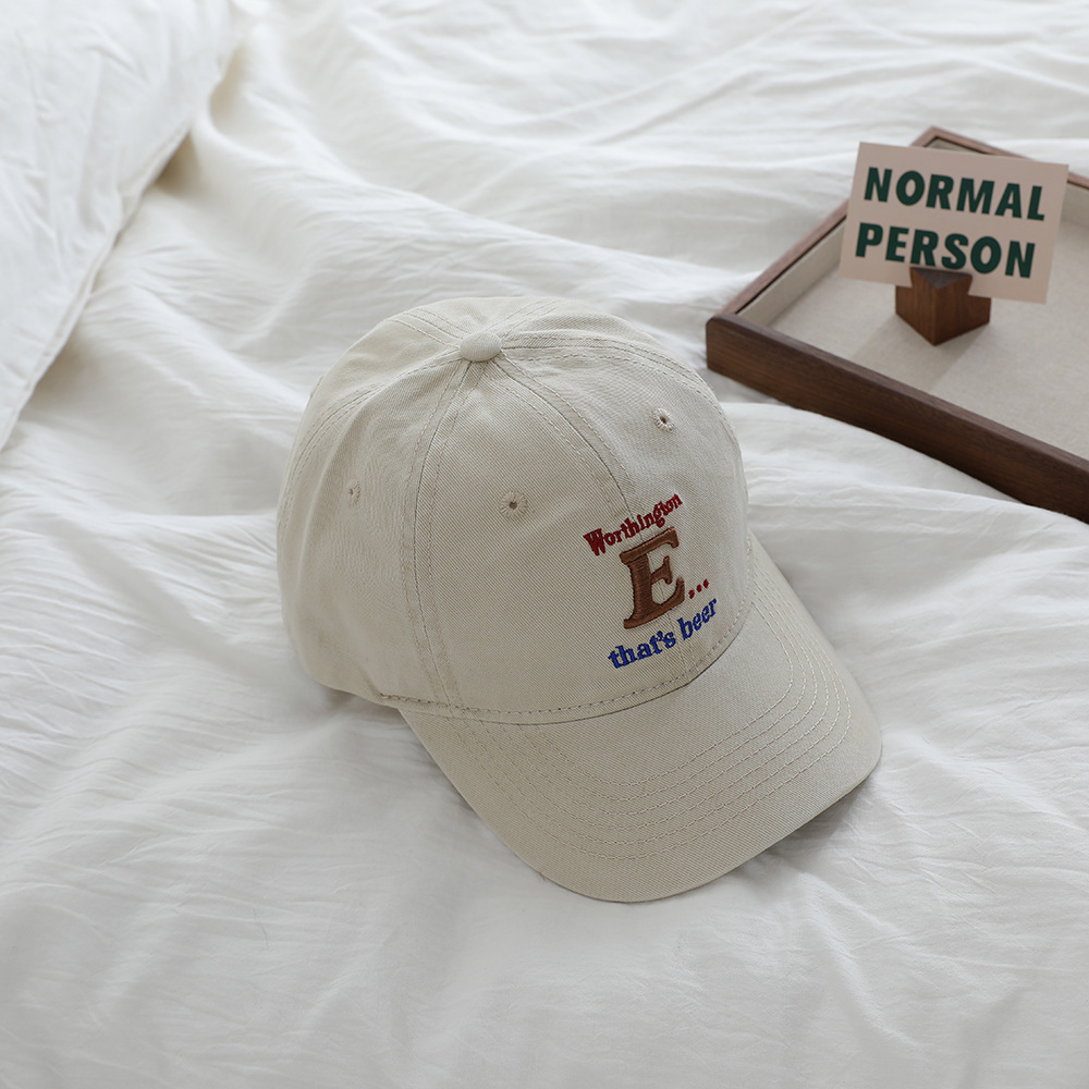 Sombreras infantiles coreanas bordadas letras extranjeras para niños y niñas sombreros de béisbol de sombra casuales generales