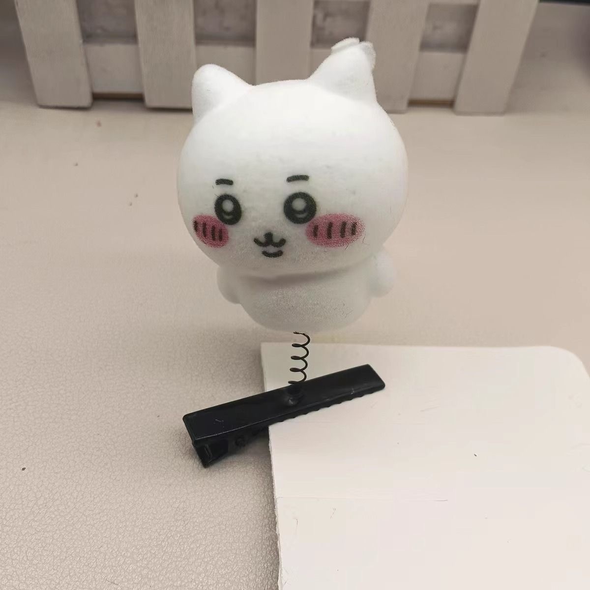 Clips de cabello al por mayor de dibujos animados clip de cabello interesante empujar pequeños regalos toques de cabello mercado nocturno de un dólar