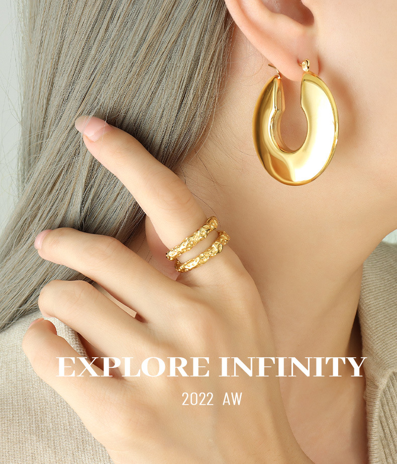 U Shape Pattern PVD Coated Real Gold Plated U Shape Titanium Steel Simple Style Waterproof Non Tarnish Hoop Earrings