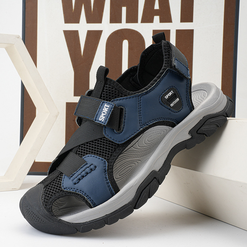 Foreign Trade Sandals Men's Summer Cowhide Toe Beach Shoes Outdoor Casual Sports Sandals Men's Anti-collision Outer Sandals