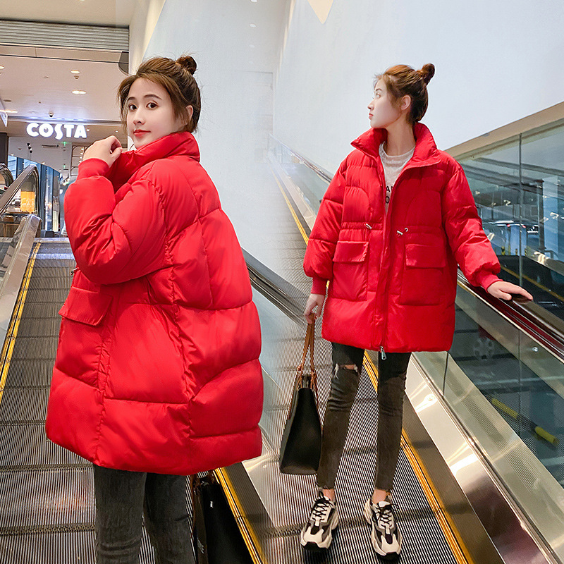 2025 ropa de invierno media larga suelta literatura manga larga ropa de pan caliente ropa de algodón gruesa ropa de algodón de cuello vertical coreano ropa de moda de mujeres