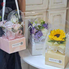 PVC Portable Box Transparent Rose Fresh Flowers Packaging Hand-Held Flower Vase Bag Bouquet Box Flower Gift Box DIY Handmade Floral Arrangement