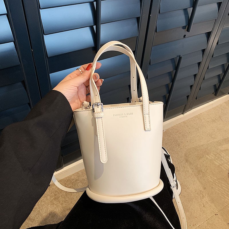 fashionable handheld one-shoulder bag