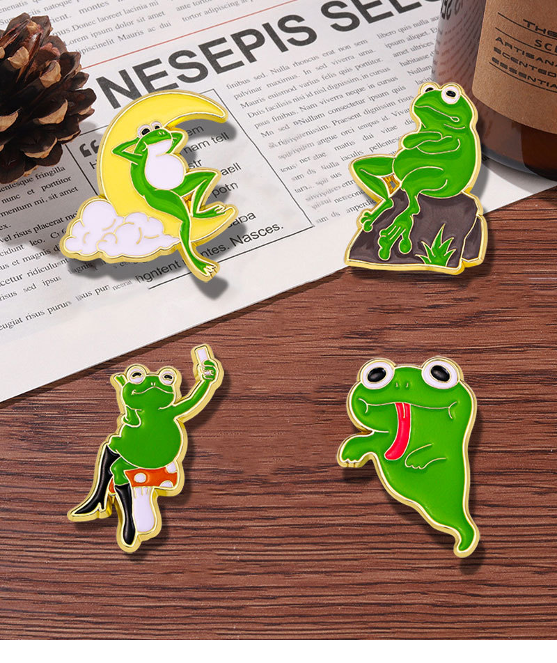 Original Design Moon Frog Alloy Enamel Unisex Brooches display picture 1