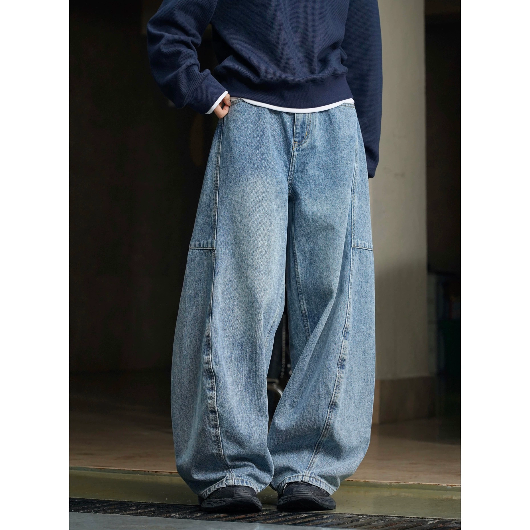 Рекомендуемый стиль: новые весенние японские и корейские повседневные изогнутые широкие джинсы с высокой талией, свободные повседневные брюки для женщин.