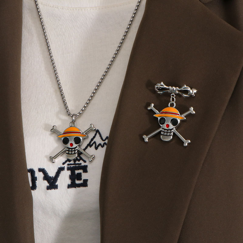 Decoraciones de aleación periférica de una pieza, sombrero de paja, calavera, broche de camino, colgante, llavero, collar, accesorios de ropa