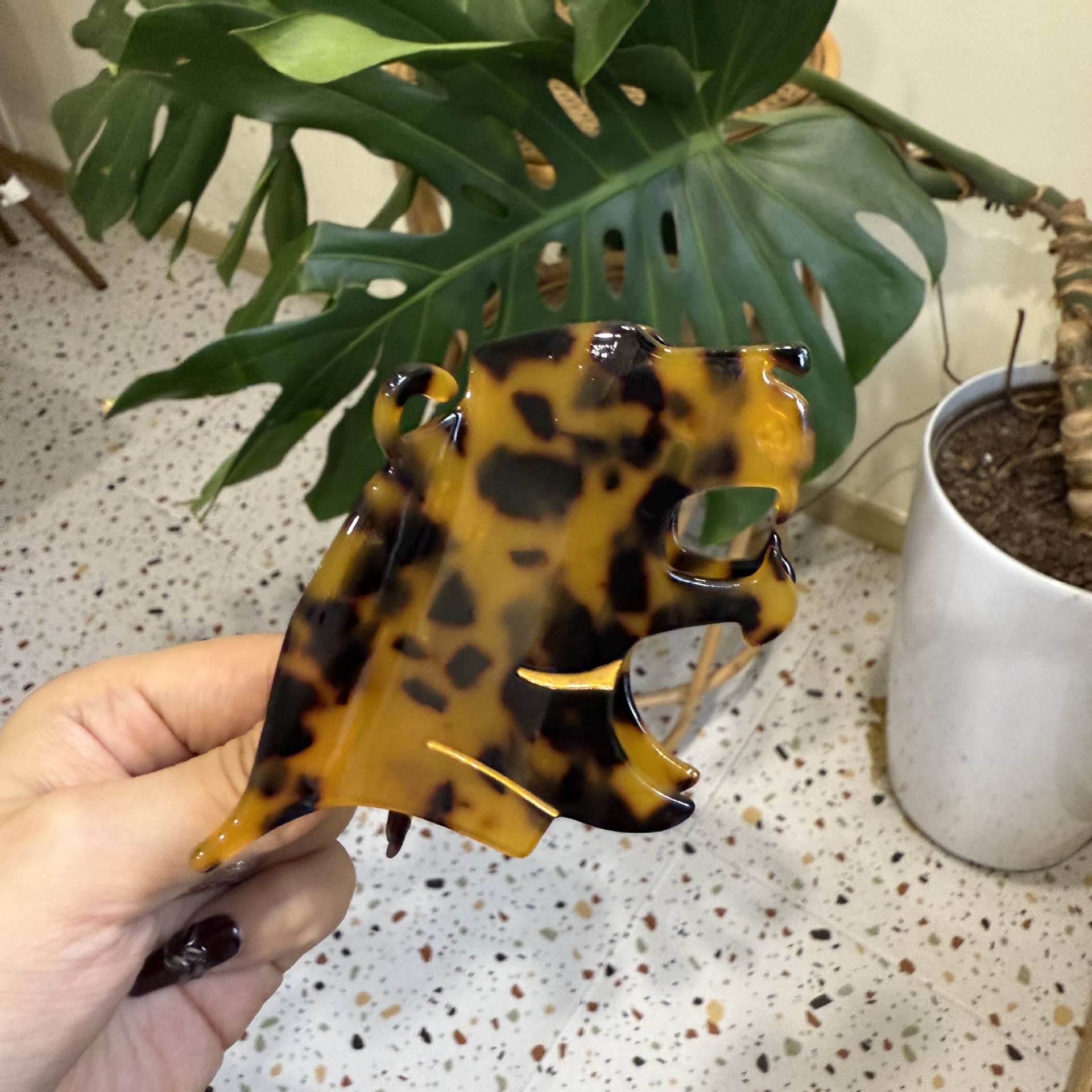 54g Weight Hair Claws Hair Accessories Type 1 Piece Quantity Casual, Daily Occasion Acrylic Material Lion, Jaguar, Tiger Pattern All Seasons Season Women's Gender Novelty Style Novelty Women's Lion Jaguar Tiger Arylic Hair Claws 13