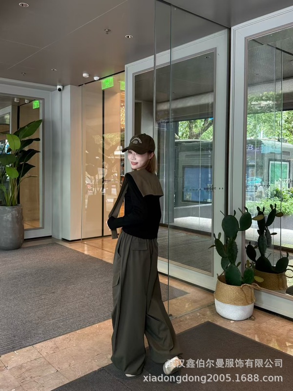 休闲运动套装女2025年秋季新款时尚洋气减龄显瘦外套阔腿裤三件套|undefined