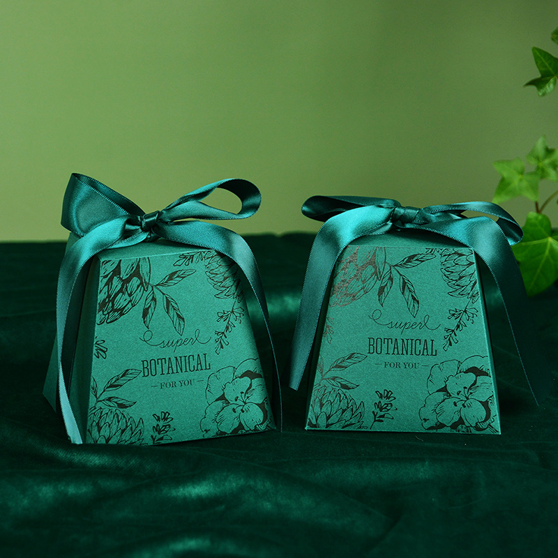 Creativo ins Mori Tarjeta Verde cartón boda dama de honor regalo de mano boda cinta verde oscuro caramelo pequeña caja de regalo