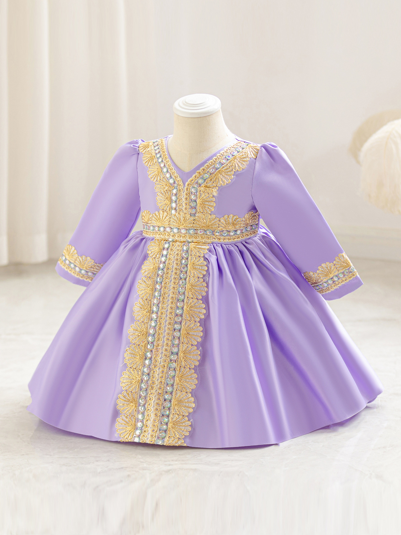 Europa y América comercio exterior vestido de niña vestido de princesa vestido de banquete vestido de noche de mangas largas vestido vestido de impresión floral vestido de espectáculo
