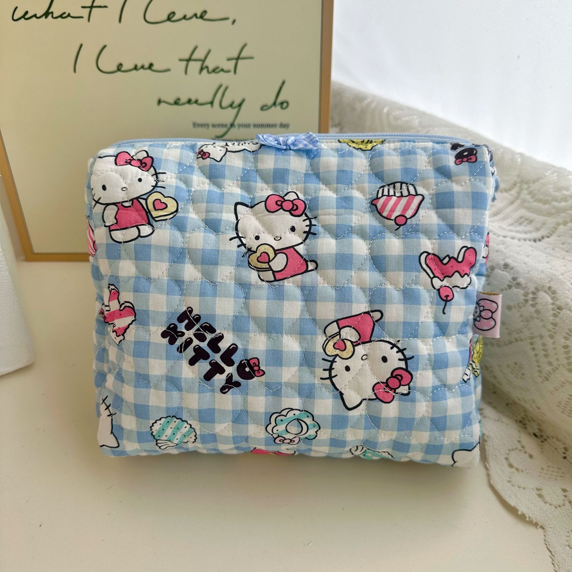 キルティング刺繍綿布芸アニメかわいいKT少女口紅化粧品収納バッグ化粧バッグ手作りバッグ卸売り
