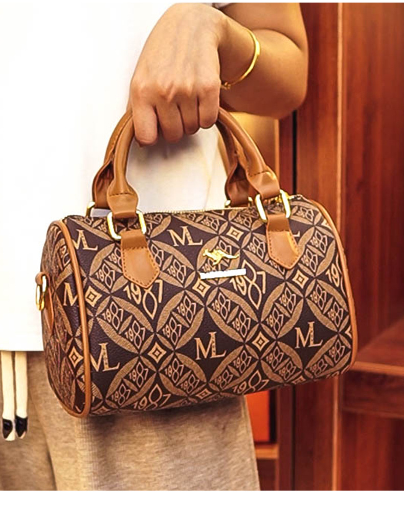 This year's popular cross-border handbag for women is the 2024 new printed letter texture light luxury Boston handbag and single-shoulder bag undefined