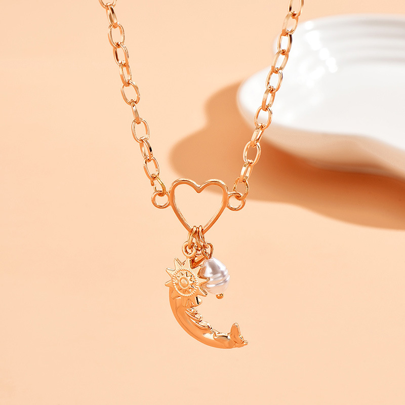 1 Piece Original Design Moon Heart Shape Alloy Pearl Plating Womenu0027S Pendant Necklace