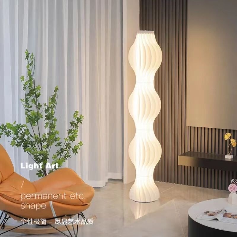 Trendy grass-skirt floor lamp for bedroom, high-end luxury standing lamp, decorative ambient light for living room next to the sofa Trendy grass-skirt floor lamp for bedroom, high-end luxury standing lamp, decorative ambient light for living room next to the sofa