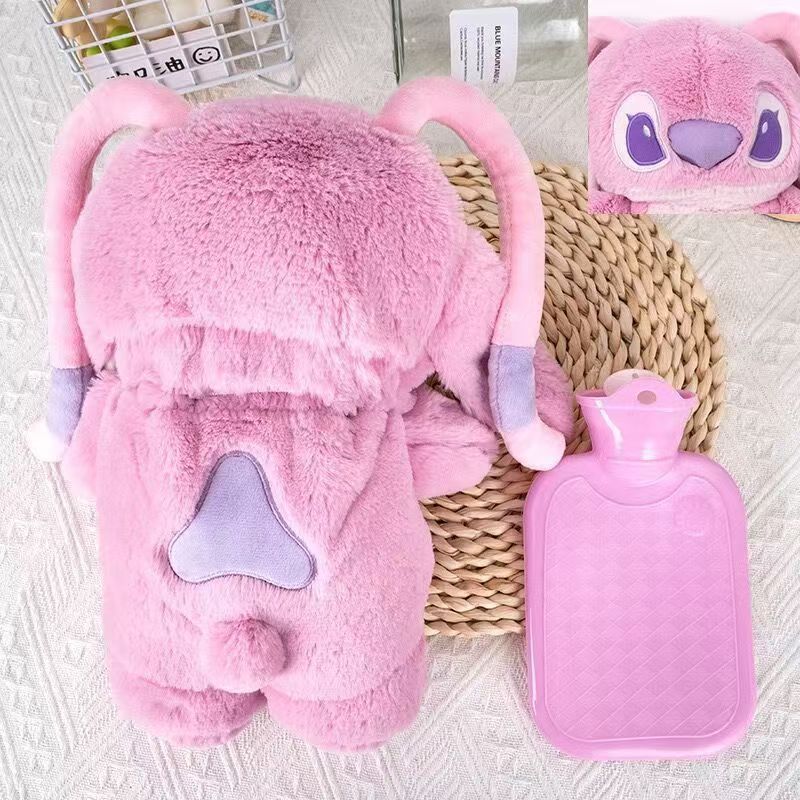 Steele Strawberry Bear Angel muñeca de peluche inyección de agua gruesa bolsa de agua caliente para calentar las manos cálidas bolsa de agua caliente encantadora a prueba de frío