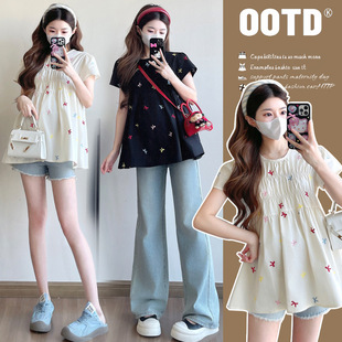 2025 Summer Maternity Dress Sweet Embroidered Short-sleeved Doll Shirt New Korean Style Loose Belly Covering Age-reducing Pregnant Women Top