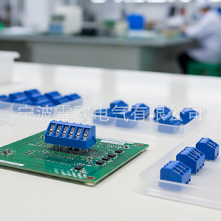 KF330�Ӿ����������ʽб��45&deg;�Wʽ���ٽӾ�PCB������������T��