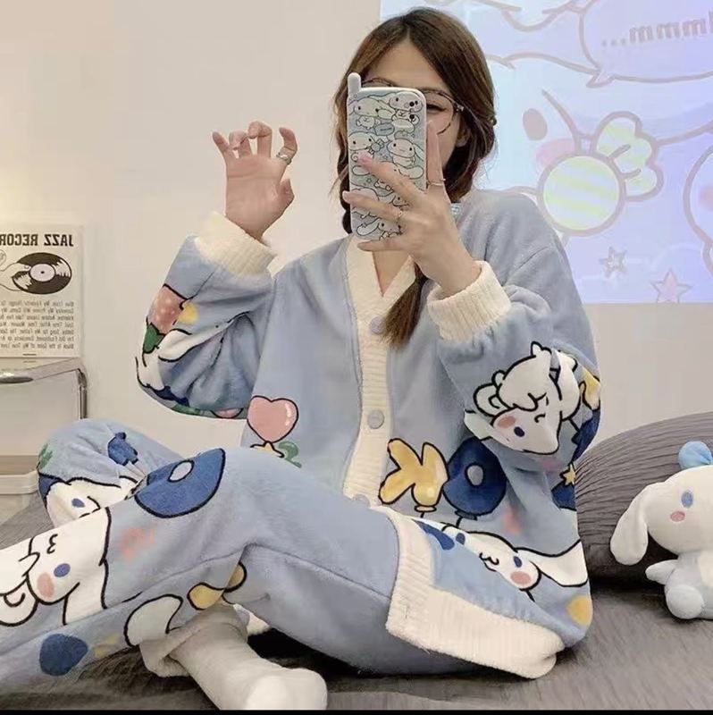 玉桂狗法兰绒睡衣秋冬加厚卡通可爱家居服套装保暖舒适开衫两件套|undefined