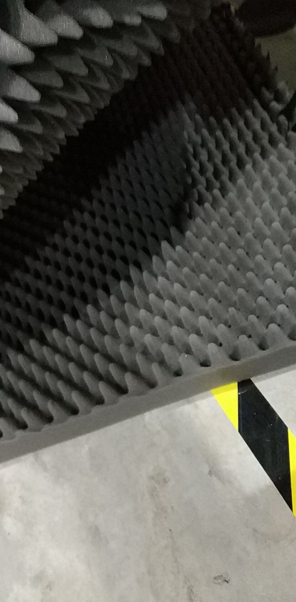 厂家供应黑色波浪鸡蛋海绵/吸音隔音波浪成型隔音鸡蛋棉