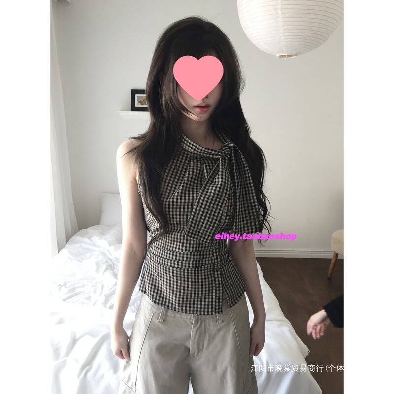 Eihey Korean-Style Retro Plaid Bow Tie Pleated Design Sleeveless Vest with a Stylish Look, Paired with Short Sleeves Eihey Korean-Style Retro Plaid Bow Tie Pleated Design Sleeveless Vest with a Stylish Look, Paired with Short Sleeves