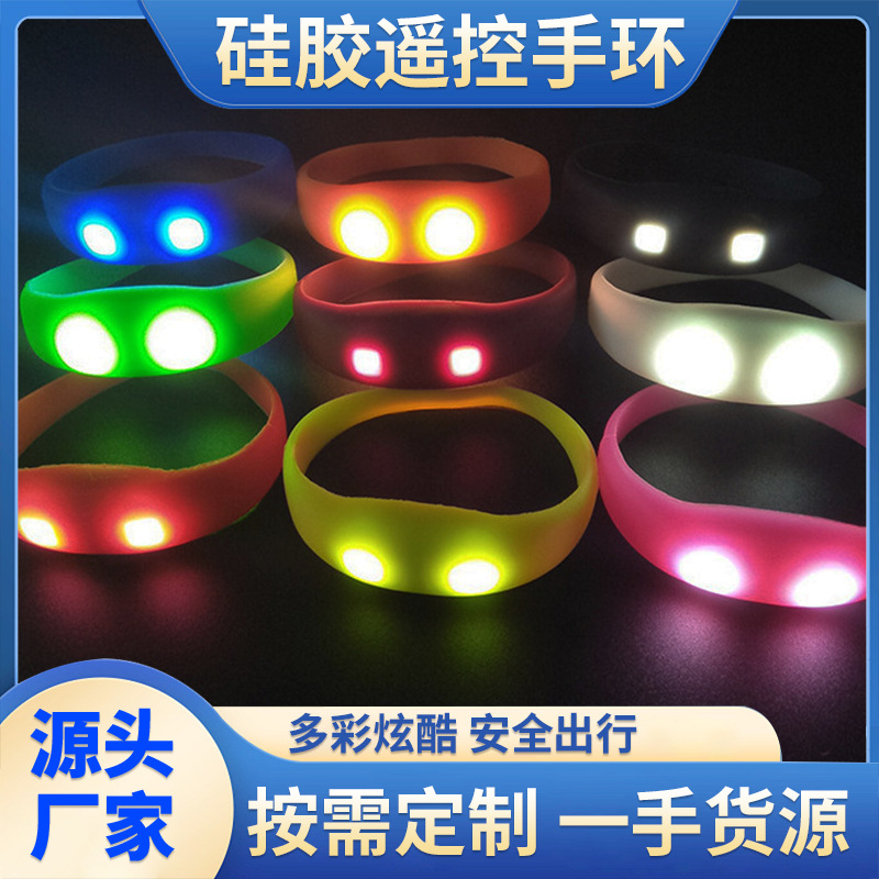 8 colores opcionales de control de voz de silicona pulsera luminosa logotipo personalizado regalo de concierto prop led pulsera luminosa botón